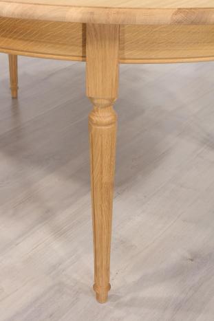Mesa ovalada de roble macizo de estilo Luis XVI con 2 extensiones de 39 cm Apertura sincronizada del tablero 