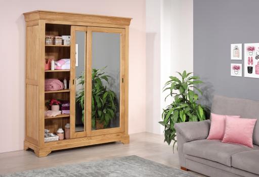 Armario Nathan de 2 puertas fabricado en madera de roble macizo con puertas corredizas espejadas al estilo Louis Philippe 
