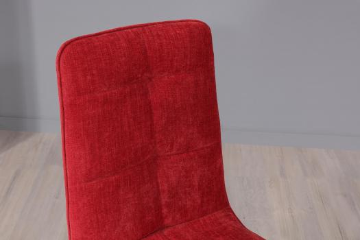 Silla Lise tapizada fabricada en madera de  haya maciza