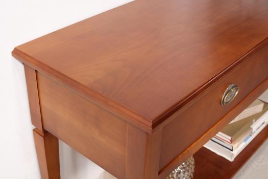 Consola Mathilde fabricada en madera de cerezo macizo de estilo Directoire