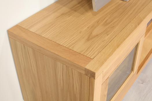 Mueble de TV de 2 puertas de cristal en Roble macizo de estilo Contemporáneo Longitud 160 cm  