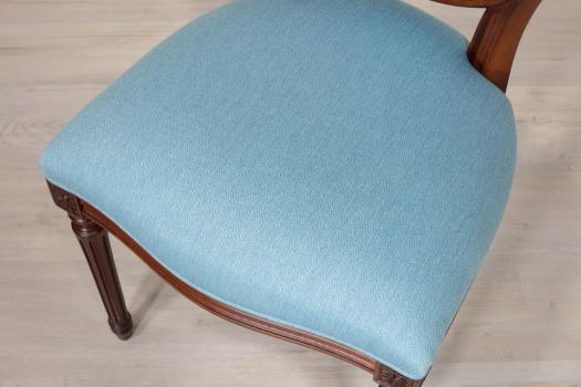 Silla Simón de roble macizo en estilo Luis XVI 
