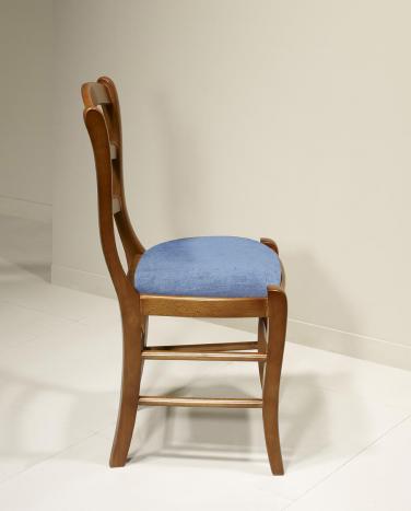Silla Madeleine fabricada en madera maciza de haya en estilo Louis Philippe Asiento tapizado con tela Aldecco